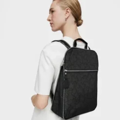 Mochila Kaos New Colores em Nylon na cor antracite - preta