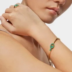 Pulseira escrava banhada a ouro de 18 K sobre prata e motivo na cor verde TOUS MANIFESTO